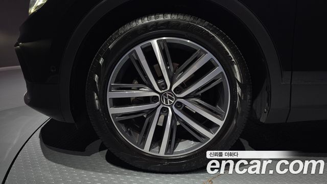 Volkswagen Tiguan 2.0 TDI Prestige — пробег 62 950 км — фото 5 из 5