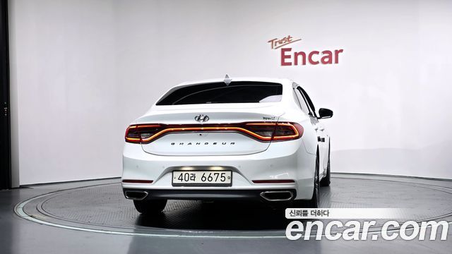 Hyundai Grandeur из Кореи Encar