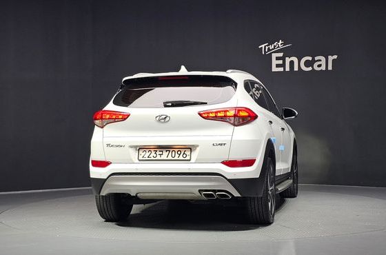 Hyundai Tucson Diesel 2.0 2WD Premium — пробег 78 935 км — фото 4 из 5