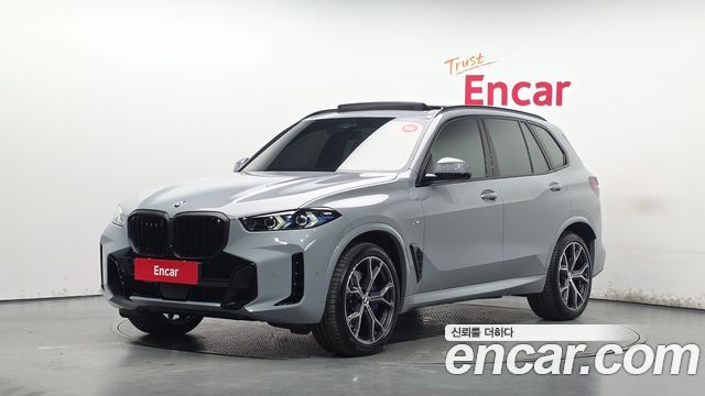 BMW X5 xDrive 30d M Sport — пробег 5 040 км — фото 1 из 5