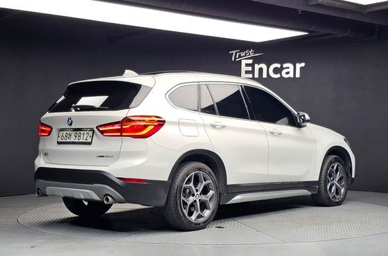 BMW X1 xDrive 20d xLine — пробег 124 927 км — фото 2 из 5