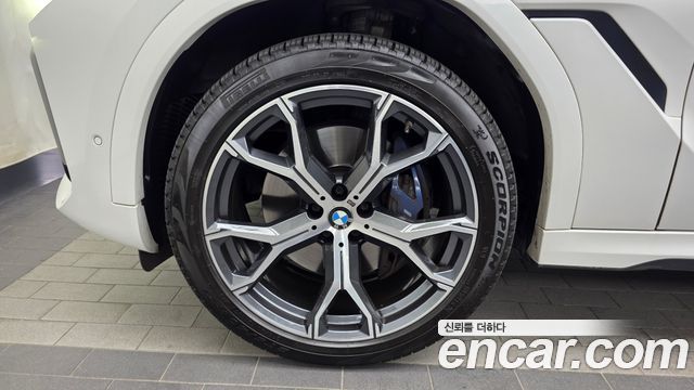 BMW X6 xDrive40i M Sport — пробег 109 349 км — фото 5 из 5