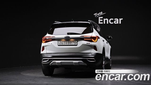 Kia Seltos из Кореи Encar