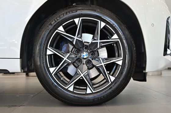 BMW X3 xDrive 20 M Sport — пробег 13 979 км — фото 5 из 5