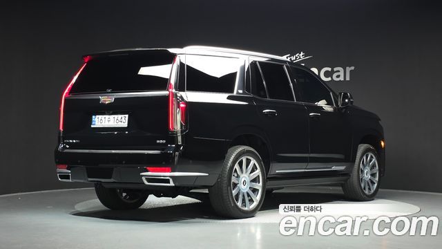 Cadillac Escalade 6.2 Premium Luxury Platinum — пробег 12 333 км — фото 2 из 5