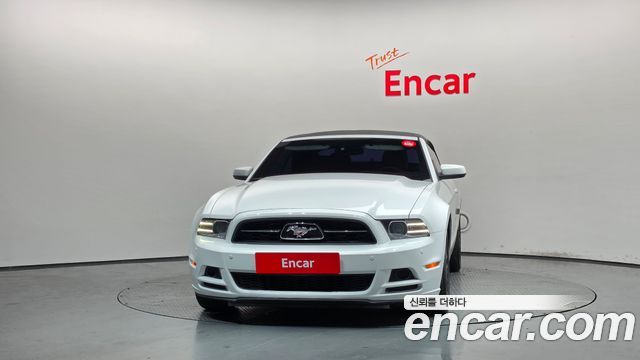 Ford Mustang Convertible — пробег 124 664 км — фото 3 из 5