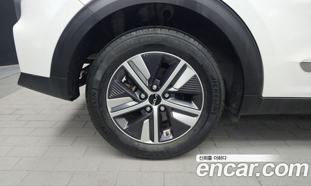 Kia Niro из Кореи Encar