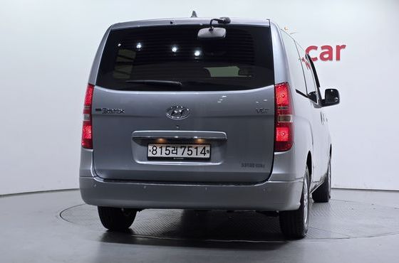 Hyundai Starex Van 5-Seater Modern — пробег 75 502 км — фото 4 из 5