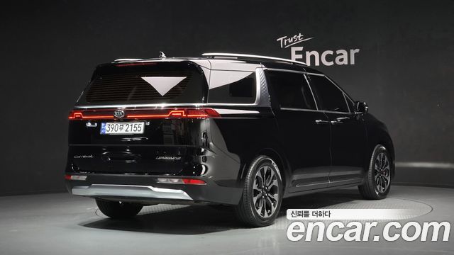 Kia Carnival Diesel 7-Seater Signature — пробег 74 713 км — фото 3 из 5