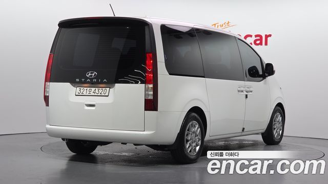 Hyundai Staria из Кореи Encar