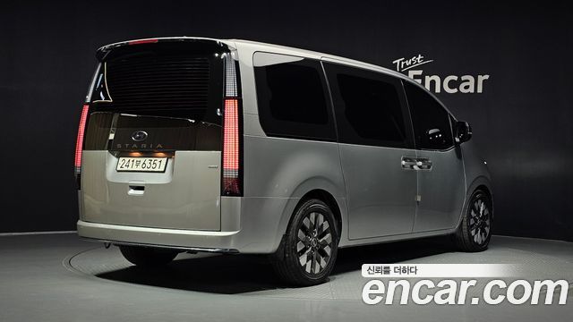 Hyundai Staria из Кореи Encar