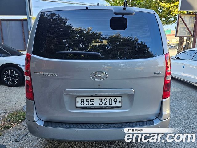 Hyundai Starex Van 5-Seater Modern — пробег 60 368 км — фото 5 из 5