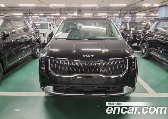 Kia Carnival HEV 9 seater Prestige — пробег 1 км — фото 1 из 5