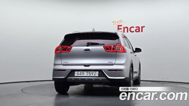 Kia Niro из Кореи Encar