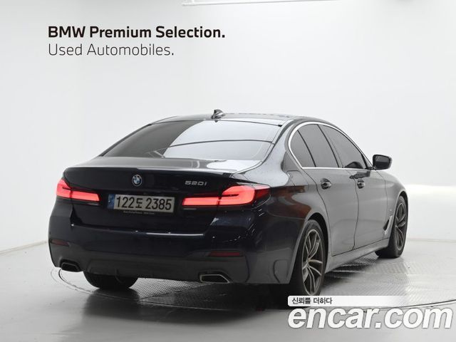 BMW 5-Series 520i M Sport — пробег 79 931 км — фото 2 из 5