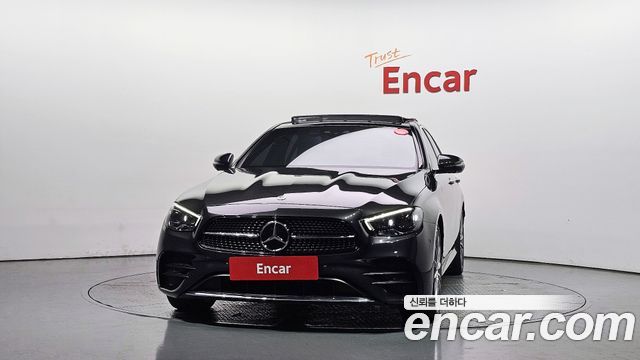 Mercedes-Benz E-Class E350 4MATIC AMG Line — пробег 52 760 км — фото 3 из 5
