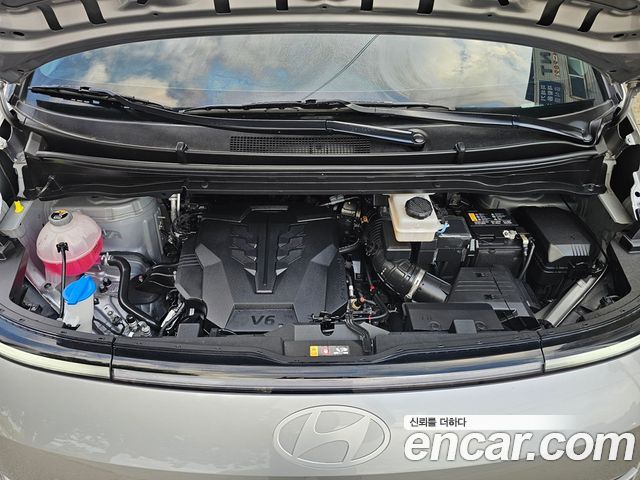 Hyundai Staria из Кореи Encar