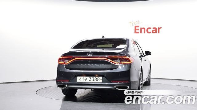 Hyundai Grandeur из Кореи Encar