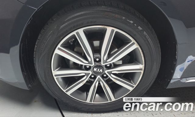 Kia K5 из Кореи Encar