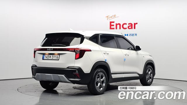 Kia Seltos из Кореи Encar