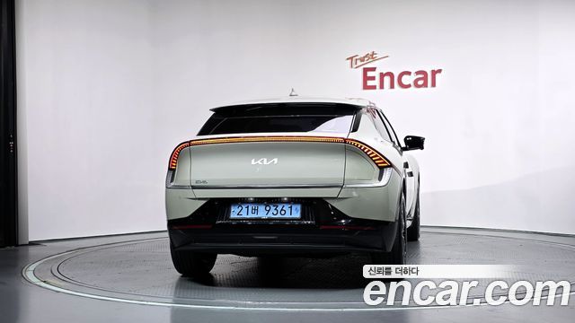 Kia EV6 Standard Earth — пробег 37 646 км — фото 4 из 5