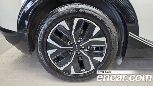 Kia EV6 Standard Earth — пробег 37 646 км — фото 5 из 5