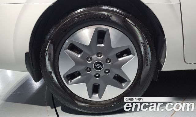 Hyundai Staria из Кореи Encar