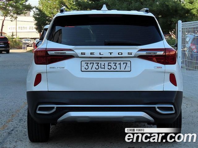 Kia Seltos из Кореи Encar