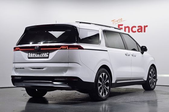 Kia Carnival Diesel 9-Seater Signature — пробег 125 457 км — фото 2 из 5