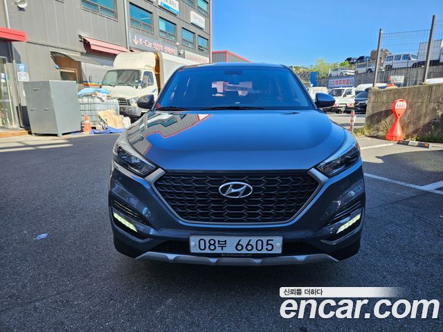 Hyundai Tucson Diesel 1.7 2WD Smart — пробег 143 000 км — фото 3 из 5
