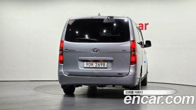Hyundai Starex 5-Seater VAN CVX Luxury — пробег 139 402 км — фото 4 из 5