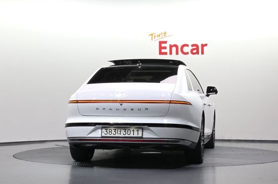 Hyundai Grandeur 2,5 Gasoline 2WD Exclusive — пробег 35 488 км — фото 4 из 5