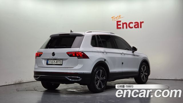 Volkswagen Tiguan 2.0 TDI Premium — пробег 87 057 км — фото 2 из 5
