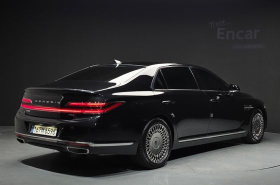 Genesis G90 3.8 AWD Premium Luxury — пробег 94 668 км — фото 2 из 5