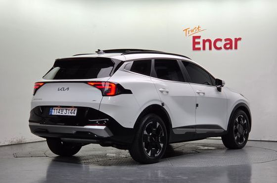 Kia Sportage HEV 1.6 2WD Signature — пробег 18 893 км — фото 2 из 5