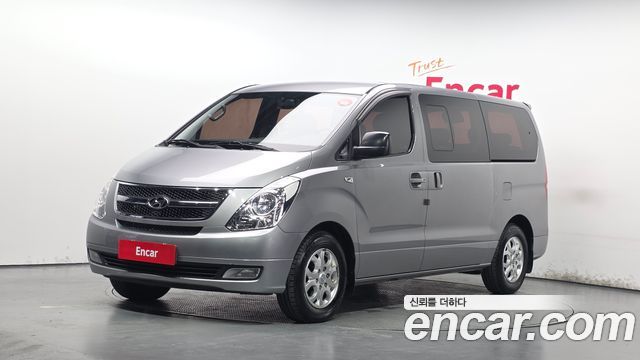 Hyundai Starex 12-Seater Wagon CVX Luxury — пробег 65 461 км — фото 1 из 5