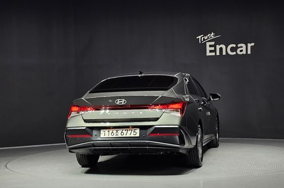 Hyundai AVANTE Modern — пробег 15 718 км — фото 4 из 5