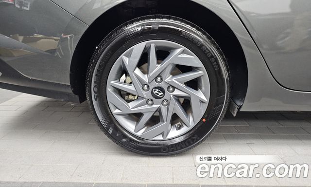 Hyundai AVANTE Modern — пробег 15 718 км — фото 5 из 5