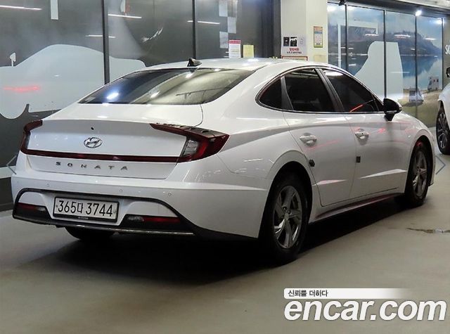 Hyundai Sonata 2.0 LPG(rental car) Style — пробег 54 411 км — фото 4 из 5