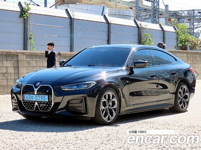 BMW i4 eDrive40 M Sports — пробег 140 537 км — фото 2 из 5