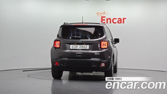 Jeep Renegade 2.4 Longitude High — пробег 16 167 км — фото 4 из 5