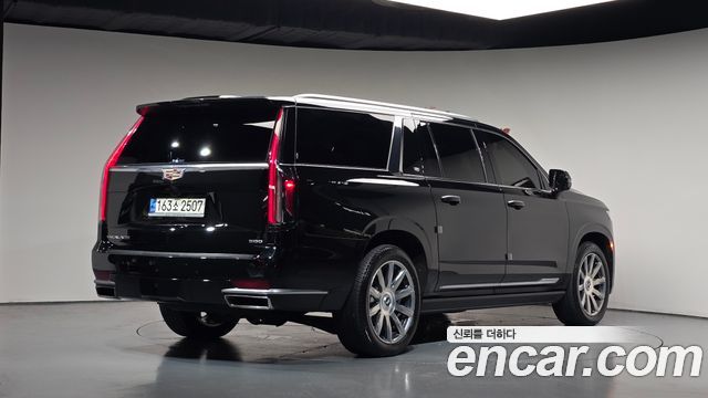 Cadillac Escalade 6.2 ESV ESV Premium Luxury Platinum — пробег 40 875 км — фото 2 из 5