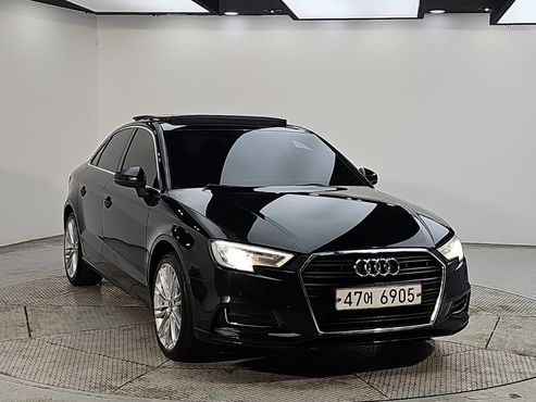 Audi A3 40 TFSI 8V — пробег 170 000 км — фото 2 из 5