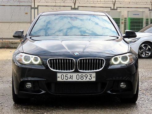 BMW 5-Series 528i xDrive M Aero Dynamic — пробег 144 000 км — фото 1 из 5