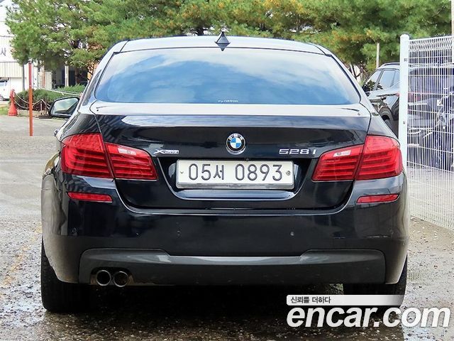 BMW 5-Series 528i xDrive M Aero Dynamic — пробег 144 000 км — фото 4 из 5