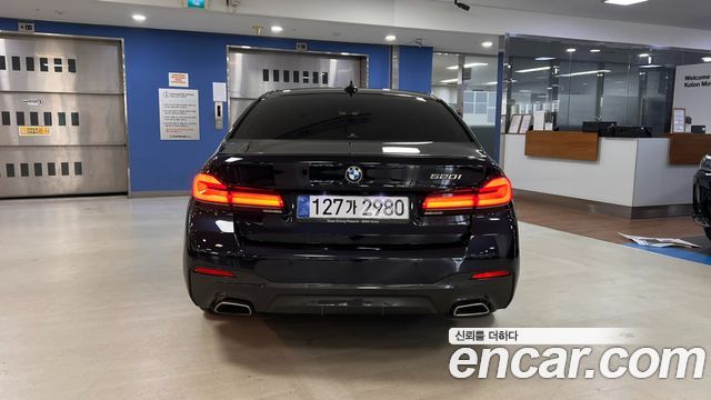 BMW 5-Series 520i M Sport — пробег 89 618 км — фото 4 из 5