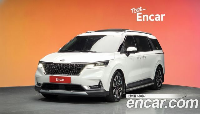 Kia Carnival Gasoline 7-Seater Signature — пробег 127 799 км — фото 1 из 5