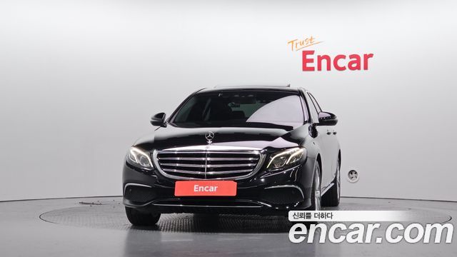 Mercedes-Benz E-Class E220d 4MATIC Exclusive — пробег 90 723 км — фото 3 из 5