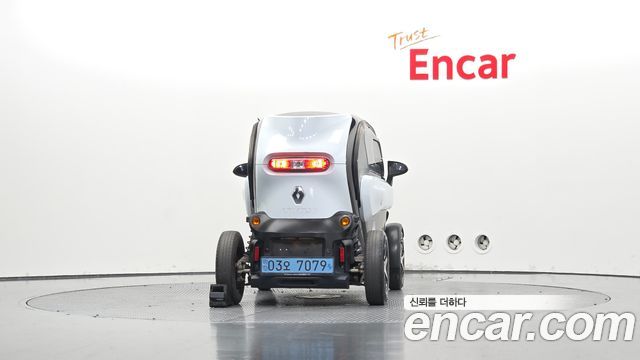 Renault (Samsung) Twizy Intens(2-seater) — пробег 7 514 км — фото 4 из 5