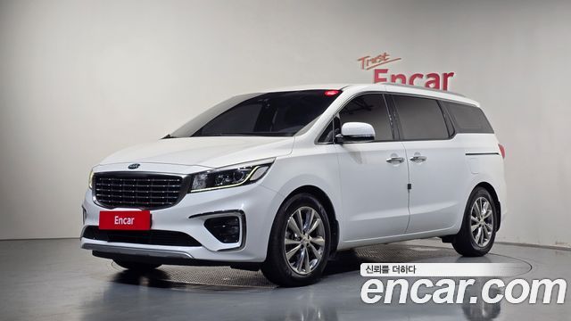 Kia Carnival 9-Seater Noblesse — пробег 108 741 км — фото 1 из 5